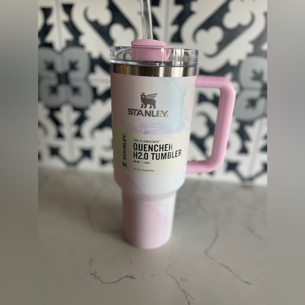 Stanley Quencher H2.0 40 oz Tumbler Watercolor Tulle